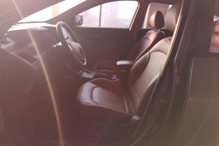 Used Hyundai ix35 2013 2.0L Automatic 2WD Comfort GL China IV Standard