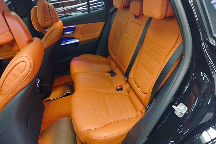 Used Mercedes-Benz GLC 2025 Refreshed GLC 300 L 4MATIC Dynamic Version 5 Seats
