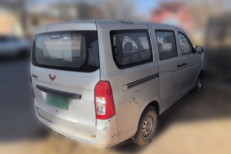 Used Wuling Rongguang V 2015 1.2L Base Version