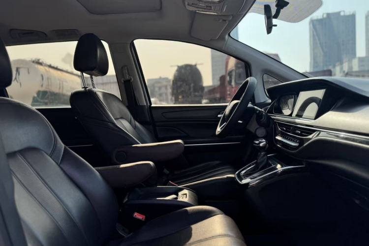 Used GAC Trumpchi M6 2019 270T DCT Luxury Edition (7-seater) China VI