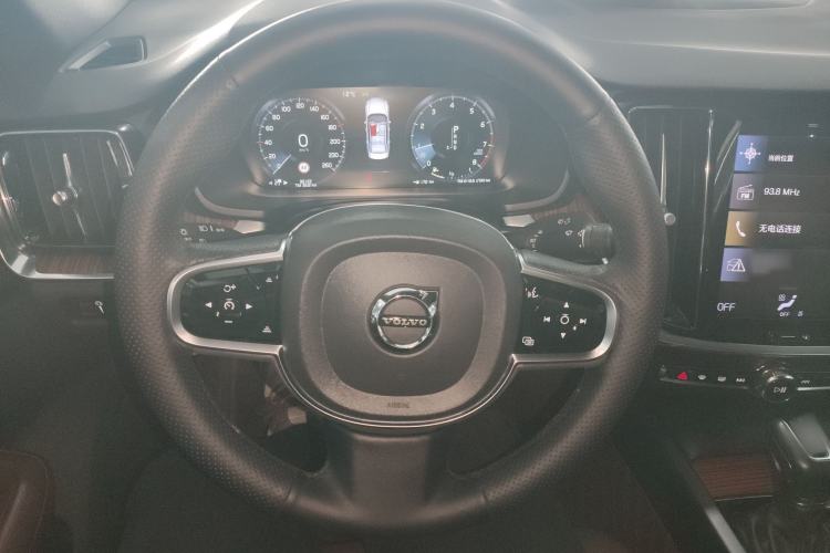 Used Volvo S60 2021 T4 Zhiyuan Luxury Edition
