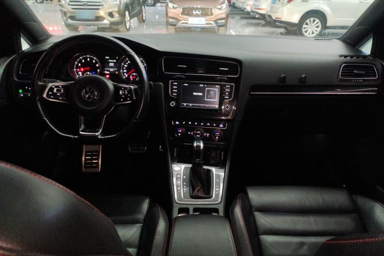 Used Volkswagen Golf GTI 2016 2.0 TSI GTI
