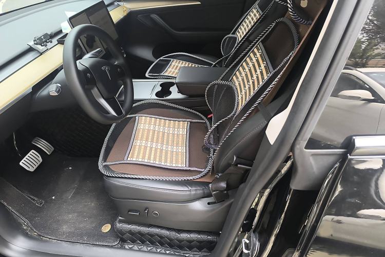 Used Tesla Model Y 2022 Performance High-Performance All-Wheel-Drive Version
