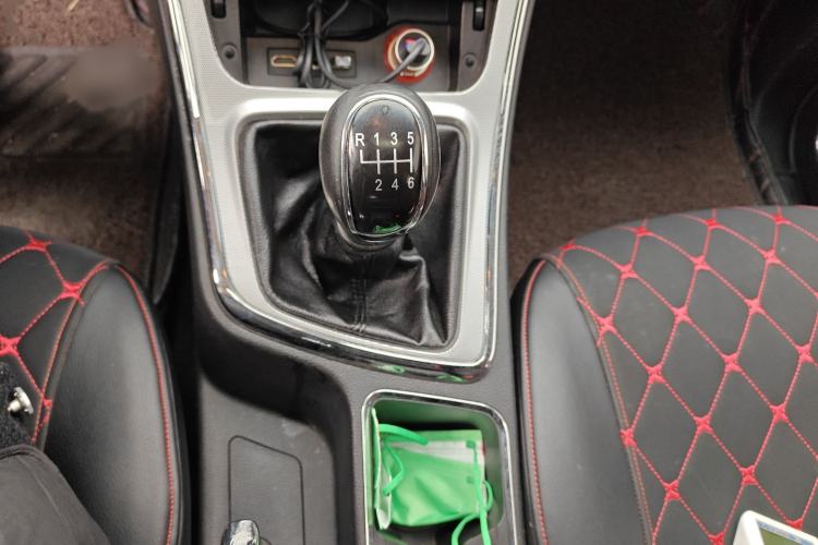 Used Baojun 560 2016 1.8L Manual Luxury Edition