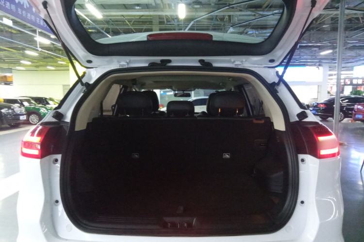 Used Geely Auto Emgrand X7 Sport 2021 Million Edition 1.8TD DCT Two-Wheel Drive Luxury Model