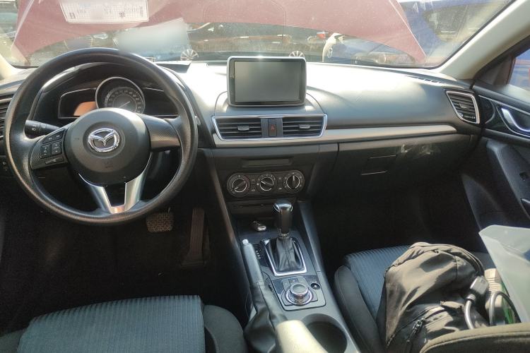 Used Mazda Mazda 3 Axela 2014 Sedan 1.5L Automatic Comfort Model