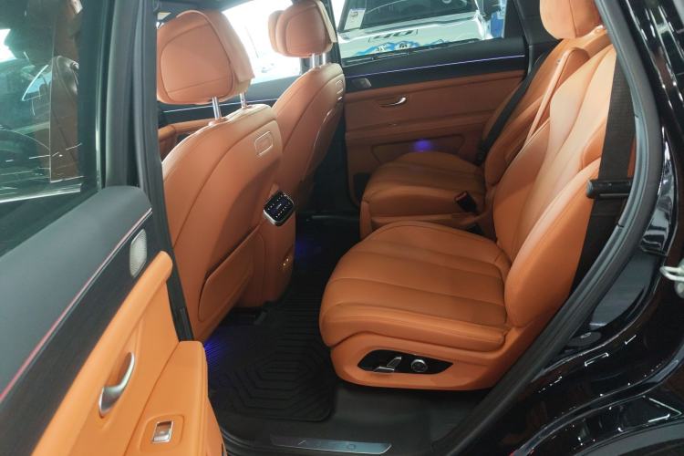 Used Hima AITO M7 2024 1.5T Intelligent Driving 4WD Ultra Version 6 Seats