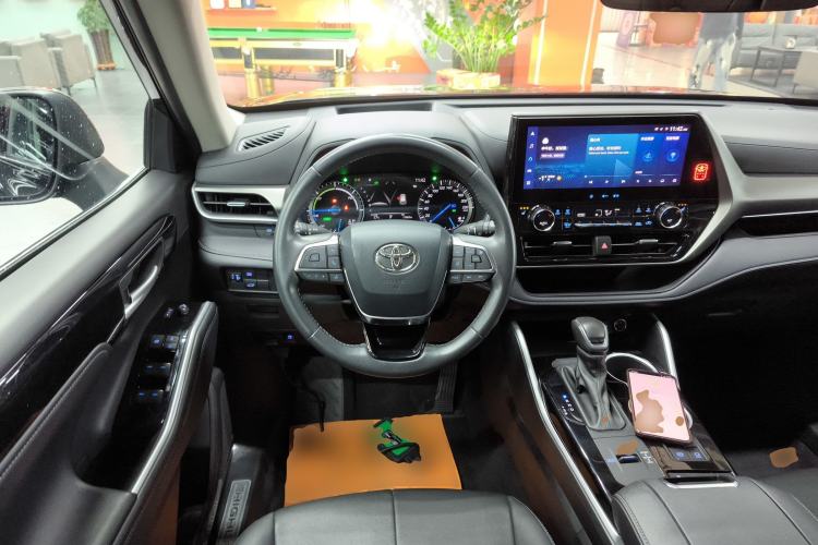 Used Toyota Highlander 2022 Dual-Engine 2.5L Four-Wheel Drive Prestige Version 7 Seats
