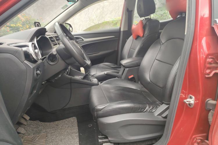 Used MG ZS 2020 Global Bestseller with 1.5L Engine Manual Transmission and a Massive 65-Inch Panoramic Sunroof Version
