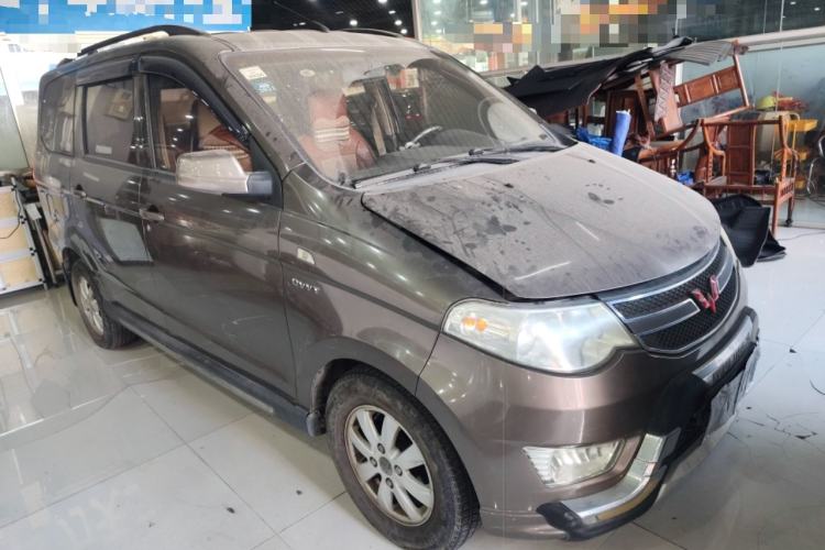 Used Wuling Hongguang 2014 1.5L S Standard Version
