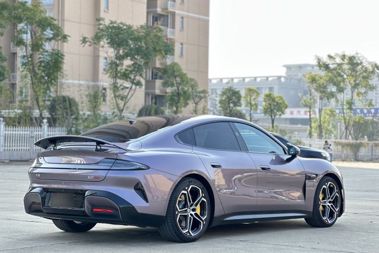 Used  SU7 2024 Four-Wheel Drive Ultra-Long Range Advanced Intelligent Driving Max Edition
