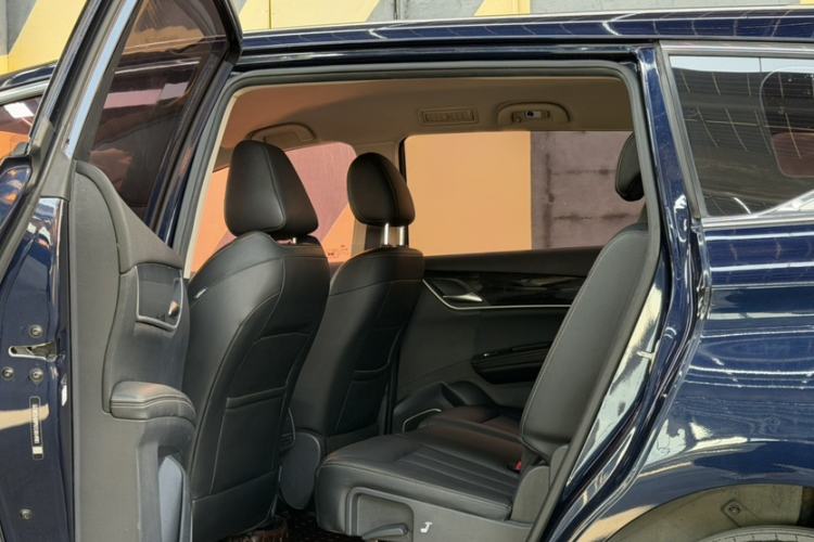 Used BYD Song MAX 2017 1.5T Automatic Smart Connect Luxury 7-Seater
