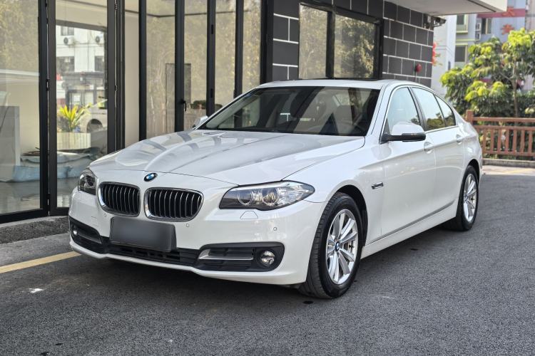 Used BMW 5 Series 2015 520i Elegant Edition