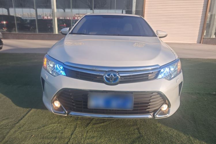 Used Toyota Camry 2015 Dual-Engine 2.5 HG Luxury Navigation Edition
