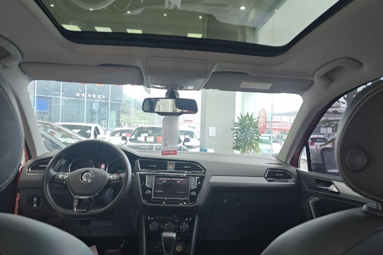 Used Volkswagen Tiguan L 2017 330TSI Automatic Two-Wheel Drive Luxury Edition