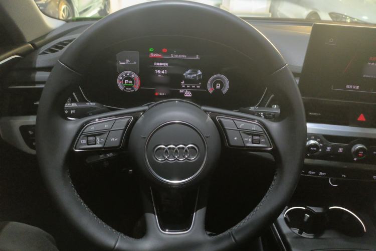 Used Audi A4L 2024 40 TFSI Fashion Dynamic Model