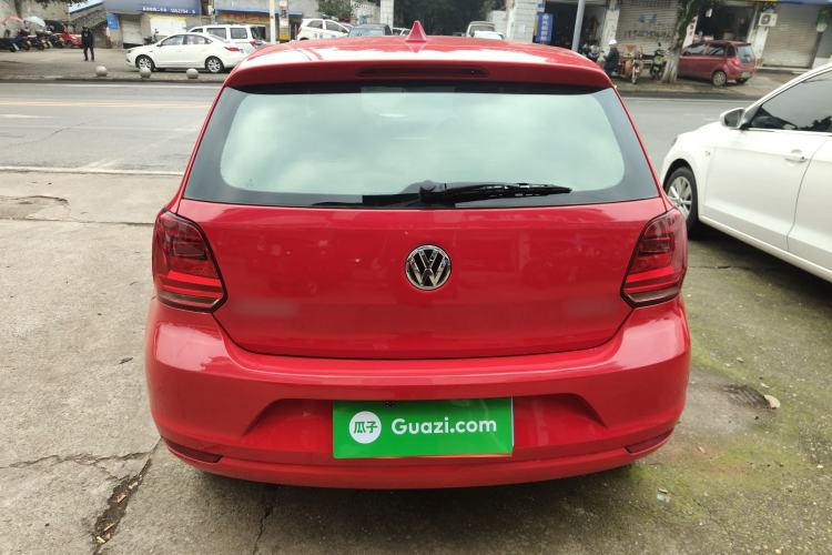 Used Volkswagen Polo 2016 1.4L Manual Fashion Model