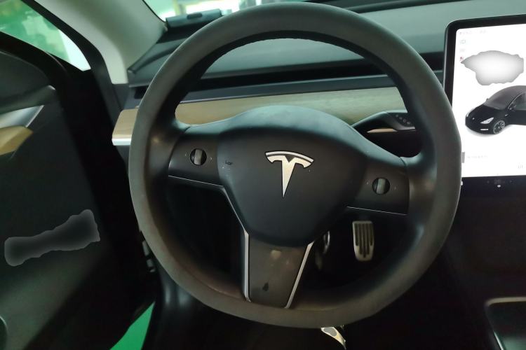 Used Tesla Model Y 2022 Rear-Wheel-Drive Version
