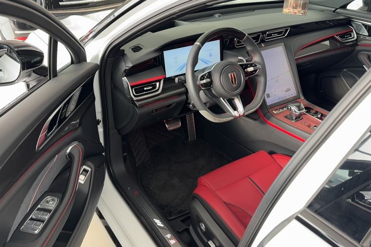 Used Hongqi H6 2024 2.0T ZhiZhen Edition
