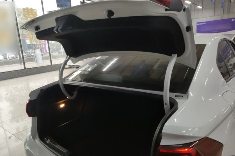 Used Volkswagen Bora 2019 Revised Version 1.5L Automatic Fashionable Style China VI