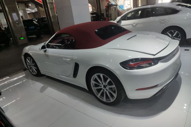 Used Porsche 718 2018 Boxster 2.0T
