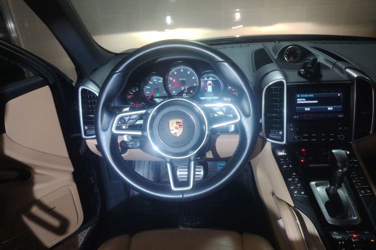 Used Porsche Cayenne 2016 Cayenne Platinum Edition 3.0T
