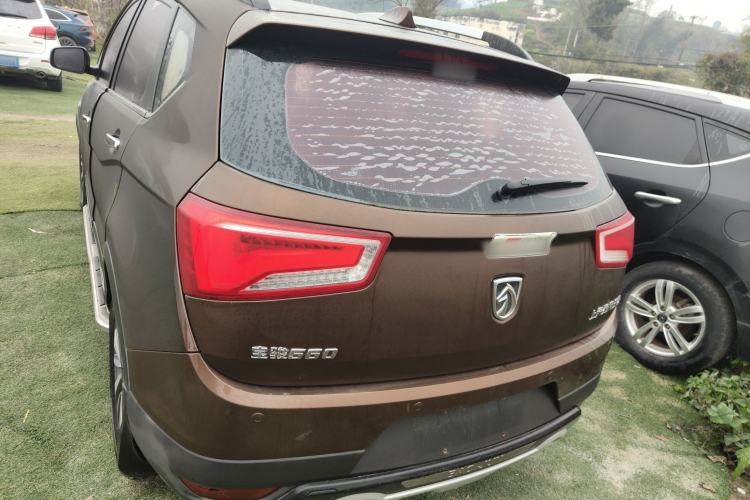 Used Baojun 560 2015 1.8L Manual Luxury Model