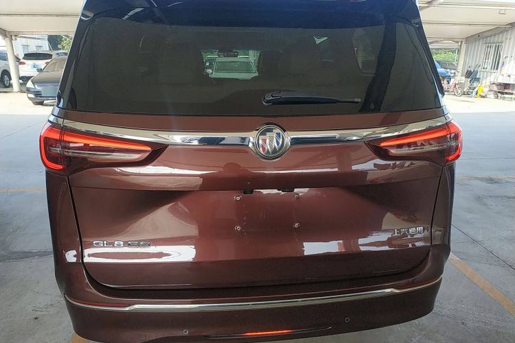 Used Buick GL8 2022 ES Landtrek 653T Luxury Edition
