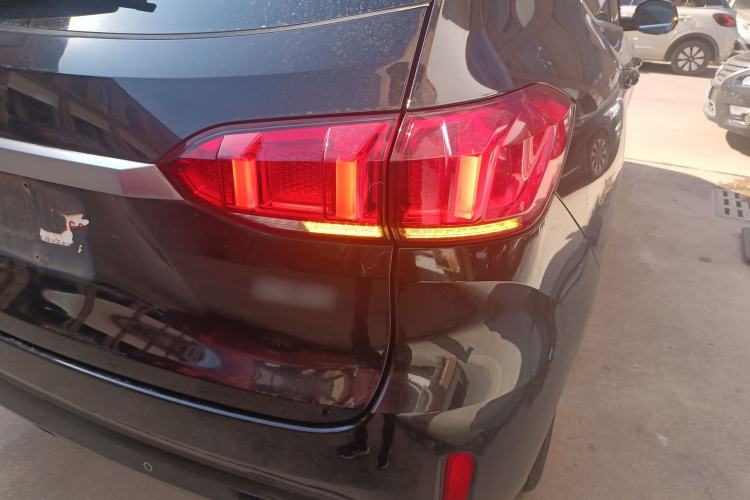 Used Wey VV6 2018 2.0T Four-Wheel Drive Flagship Version China V Standard