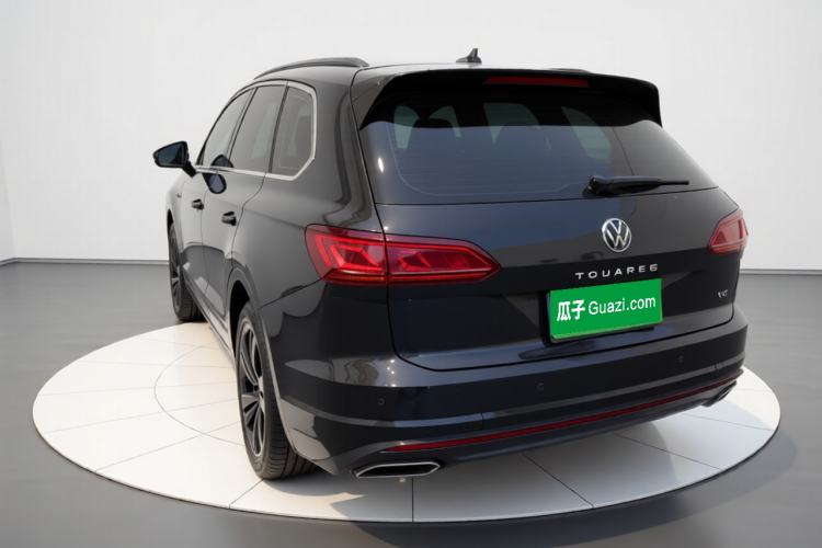 Used Volkswagen Touareg 2022 3.0 TSI Luxury Edition Black Diamond Sport Package