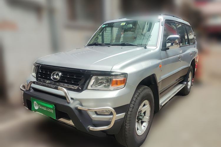 Used Leopaard Q6 2015 2.4L Manual Two-Wheel-Drive Elite Model