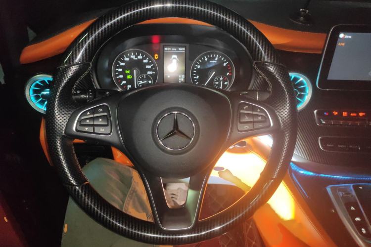 Used Mercedes-Benz Vito 2021 2.0T Business Version 7 Seats
