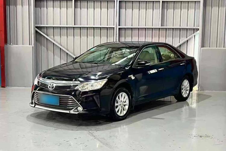 Used Toyota Camry 2015 Dual-Engine 2.5 HG Luxury Navigation Edition
