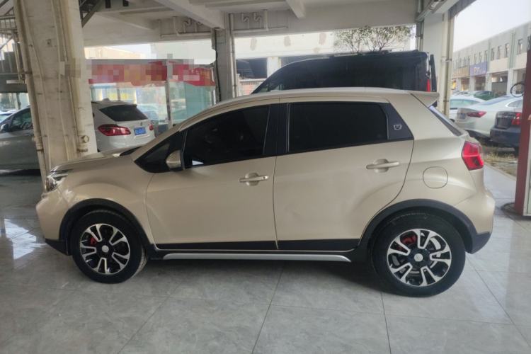 Used Geely Auto Vision X3 2017 1.5L Automatic Prestige Model
