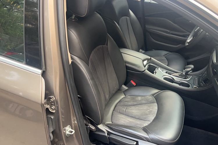 Used Buick Envision 2016 20T Two-Wheel Drive Leading Version
