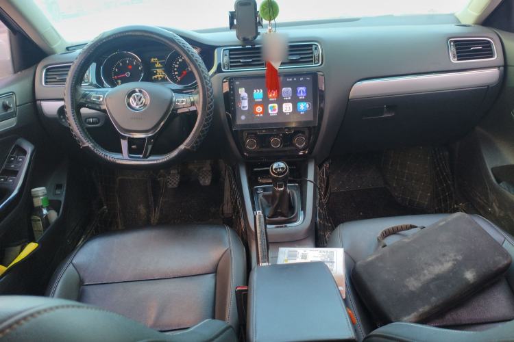 Used Volkswagen Sagitar 2018 1.6L Manual Comfort Model