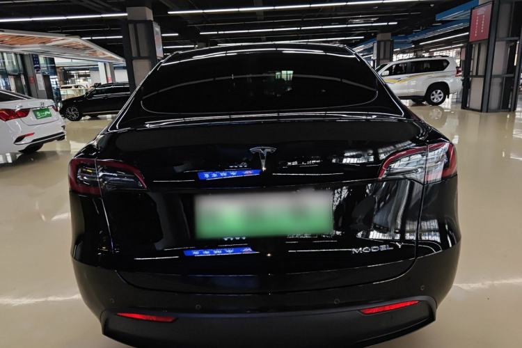 Used Tesla Model Y 2021 Standard Range Rear-Wheel Drive Version