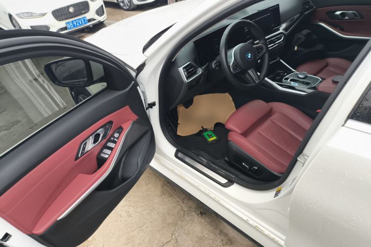 Used BMW i3 2024 eDrive 35 L