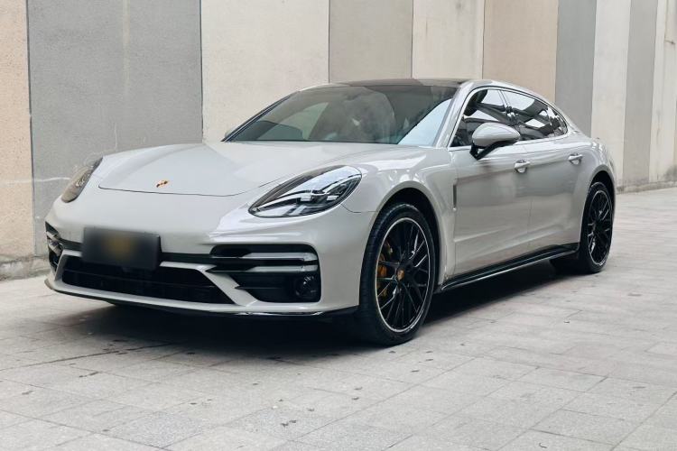 Used Porsche Panamera 2017 Panamera 4 Executive Long Wheelbase 3.0T
