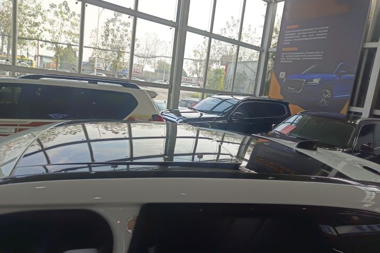 Used Land Rover Range Rover Velar 2019 250 PS
