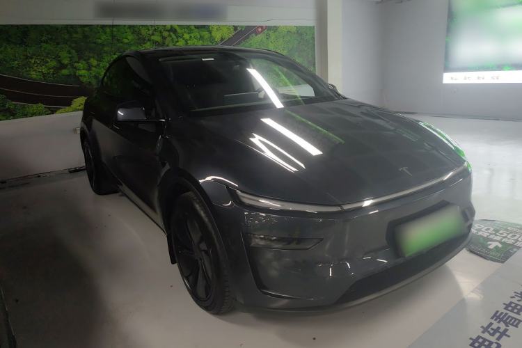 Used Tesla Model Y 2025 Long-Range All-Wheel Drive First Edition
