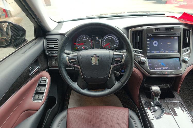 Used Toyota Crown 2018 2.0T Sport Edition
