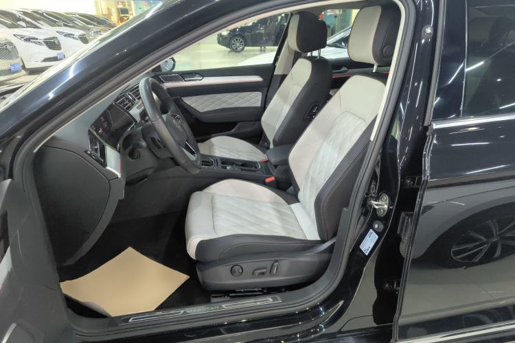 Used Volkswagen Magotan 2023 2 Million Units Commemorative Edition 330TSI DSG Luxury Version
