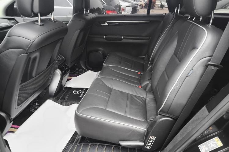 Used Mercedes-Benz R-Class 2017 R 320 4MATIC Business Edition Prestige Model