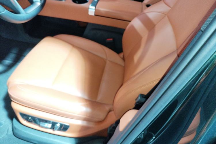 Used Li Auto L9 2022 Max model
