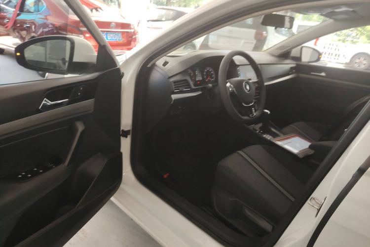 Used Volkswagen Lavida 2022 1.5L Automatic Fashion Edition
