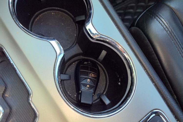 Used  Grand Cherokee 2013 3.6L Luxury Navigation Edition
