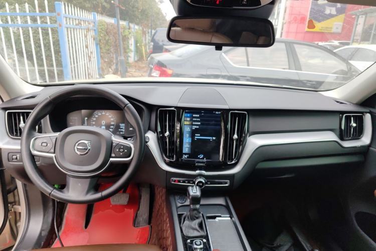 Used Volvo XC60 2020 T5 4x4 Zhiyi Luxury Edition
