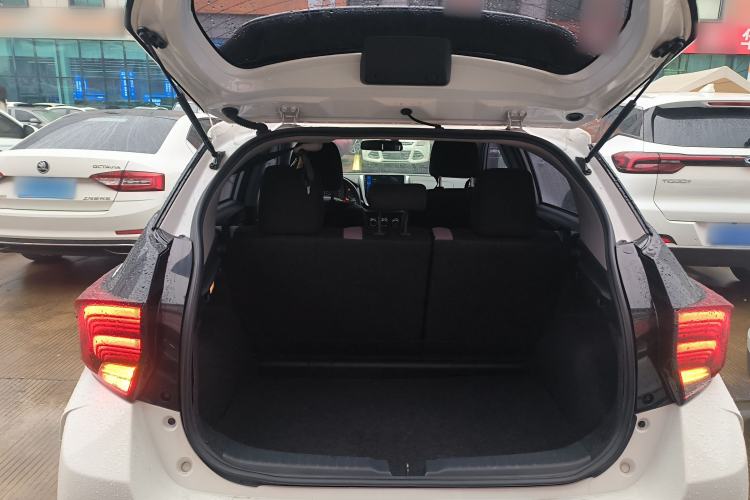 Used Toyota YARiS L 2020 X-Trail X 1.5L CVT Leading Edition