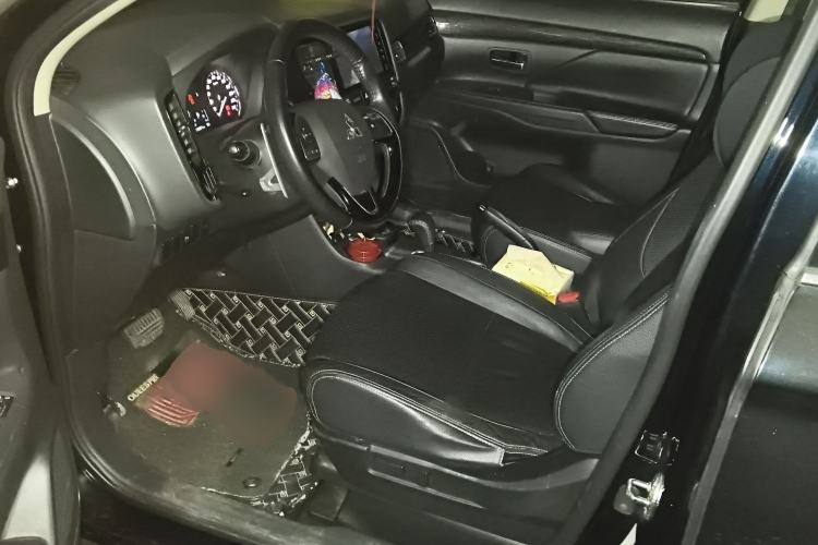 Used Mitsubishi Outlander 2016 2.4L 4x4 Elite Edition 5 Seats
